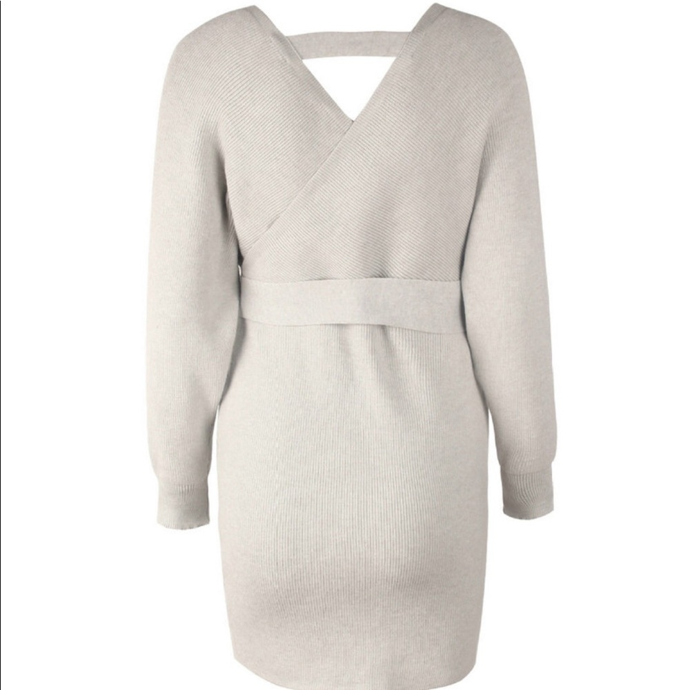 GRAY OFF THE SHOULDER SWEATER DRESS - Picture 5 of 6